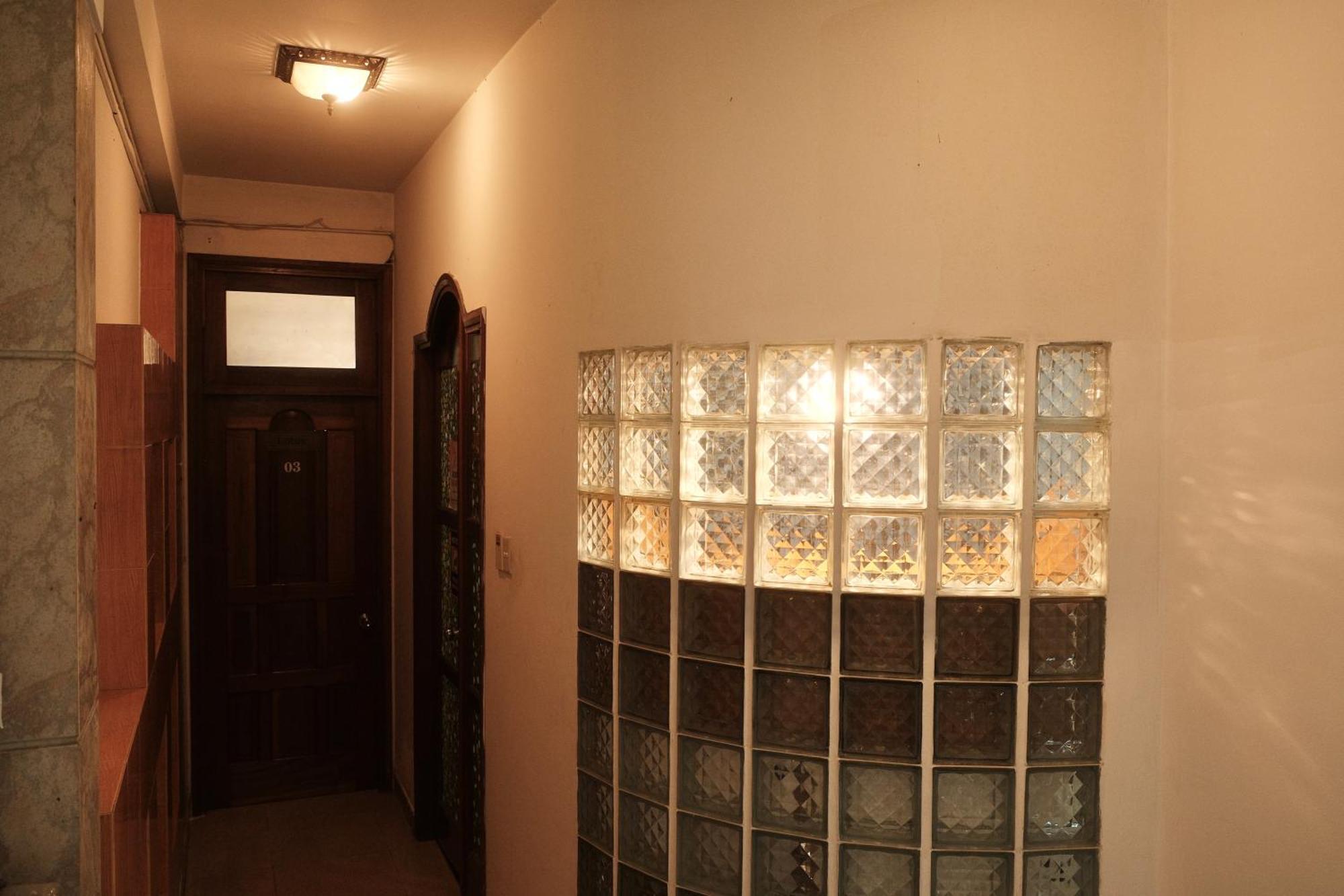Sakura Hostel Saigon Хошимін Екстер'єр фото