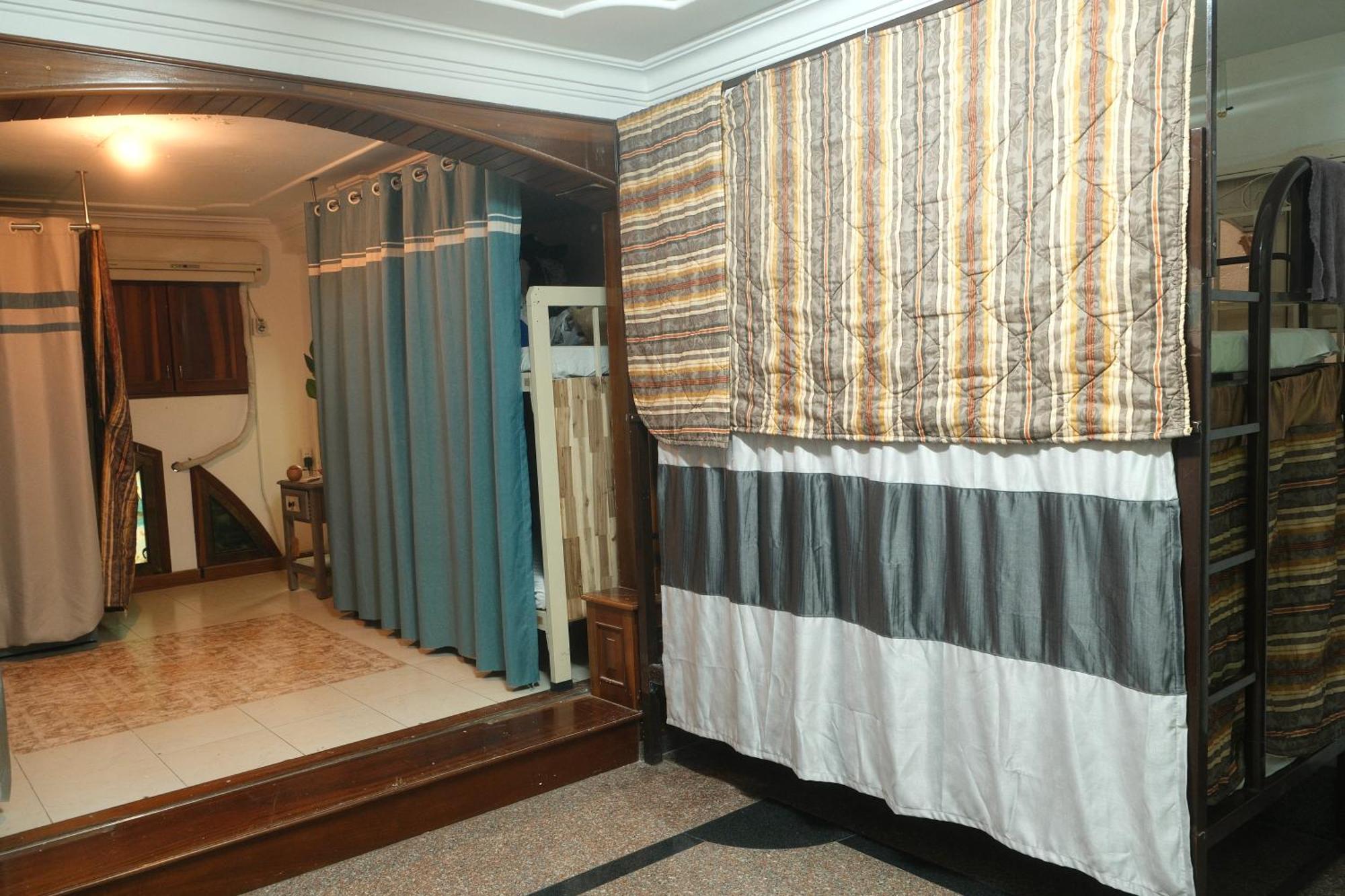 Sakura Hostel Saigon Хошимін Екстер'єр фото